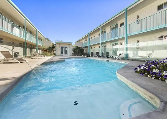 Dtph Retreat With Pool Affittacamere